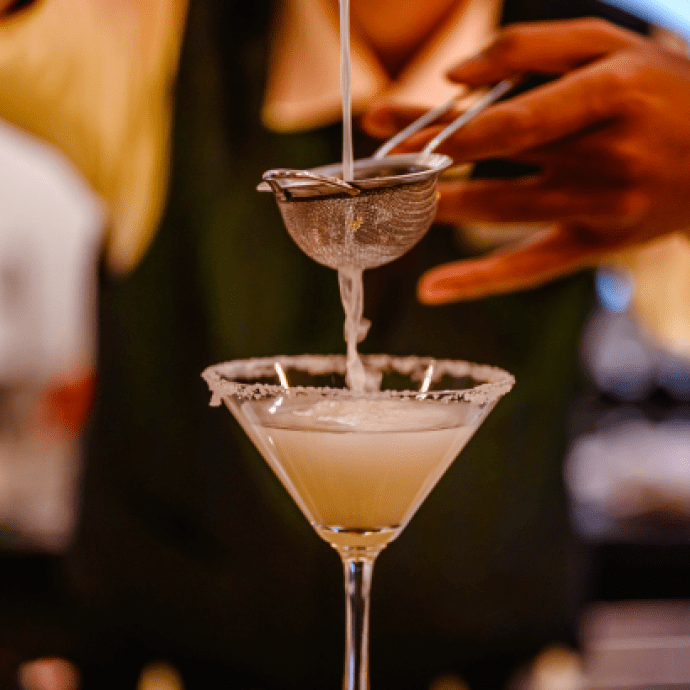 Top 5: Must-Try Cocktail Bars in Nice for 2025