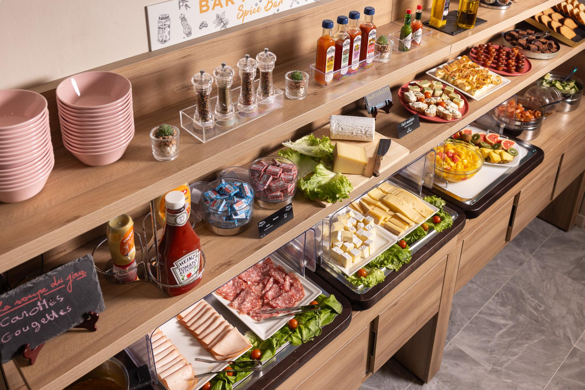 PETIT-D&Eacute;JEUNER