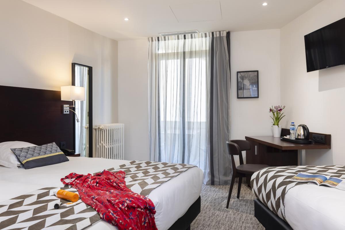 Hôtel Locarno Nice - Chambre
