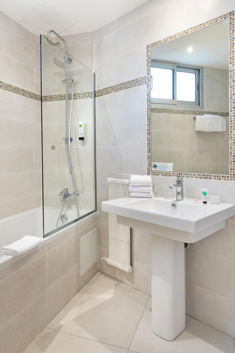 Hôtel Locarno Nice - Chambre